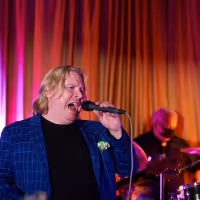 Colm Reilly Headlines NY Irish Center's Holiday Concert This Month