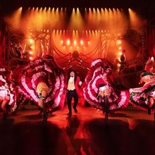 Review: MOULIN ROUGE at ONE AND ONLY