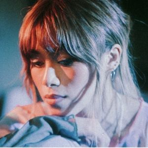 Hong Kong Alt R&B Singer cehryl To Release New LP 'willow tree'