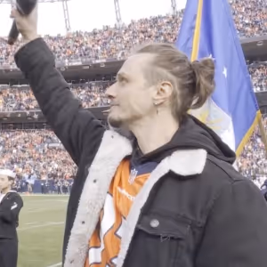 Video: JESUS CHRIST SUPERSTAR Tour's Joshua Bess Sings National Anthem At Broncos…
