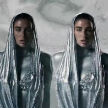 VIDEO: Kesha Performs 'Children of the Revolution' on THE TONIGHT SHOW WITH JIMMY FAL