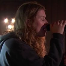 VIDEO: girl in red Performs 'Sertonin' on JIMMY KIMMEL LIVE!