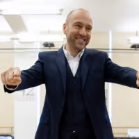 TV: Watch a Magical Sneak Peek of DERREN BROWN: SECRET Video