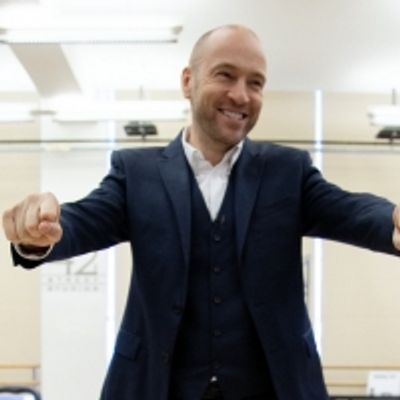 TV: Watch a Magical Sneak Peek of DERREN BROWN: SECRET