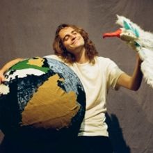 HOW TO HOLD THE WORLD Comes to The Drama Factory in October