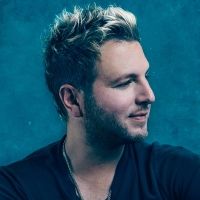 VIDEO: Mike Gossin Releases Acoustic Video for 'Marry You'