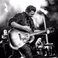 Chris Young Will Perform as Part Of Atlantic Union Bank After Hours in June