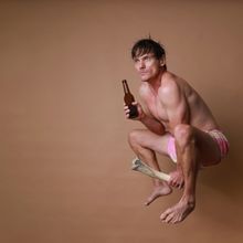 Review: NAMASTE BAE, Riverside Studios