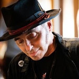Nils Lofgren Releases New Album 'Mountains' Feat. Neil Young, Ringo Starr, David Crosby & More