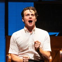 MERRILY WE ROLL ALONG's Jonathan Groff Wins 2024 Tony Award for Best Performance by a