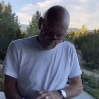 VIDEO: Sir Patrick Stewart Continues #ASonnetADay With Sonnet 73