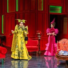 Review: THE IMPORTANCE OF BEING EARNEST at Alley Theatre