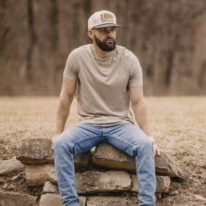 Dylan Scott Sets Fall 'Easy Does It Tour' Ahead of New Album Release