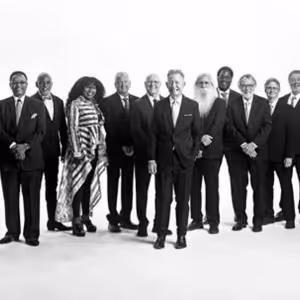 Lyle Lovett Comes to Overture This Summer