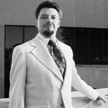 Des Moines Metro Opera Announces Passing Of Founder Robert L. Larsen