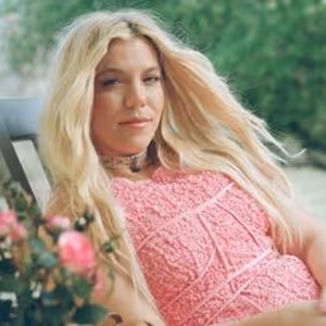 Kimberly Perry Drops Debut Solo EP 'Bloom'