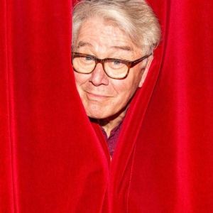 Feature: QETC'S LA CAGE AUX FOLLES To Star Barrie Stevens - Auditions Open!