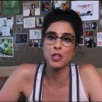 VIDEO: Sarah Silverman Talks About Her Dad on LATE NIGHT