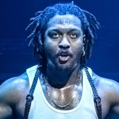 Video: Nygel D. Robinson Sings 'A Dios' in MEXODUS