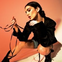 GRACEY Shares Live Version of 'Alone in My Room (Gone)'