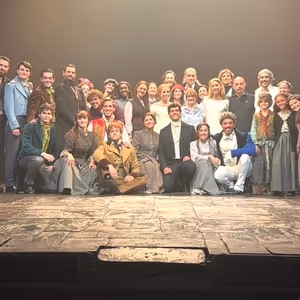 Patti LuPone visita LOS MISERABLES en Madrid cuatro décadas después de dar vida a…