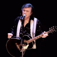 The Ultimate Neil Diamond Tribute Returns to The Athens Theatre, January 27