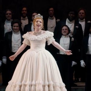 Video: Vasilisa Berzhanskaya Sings 'Non più mesta' from Rossini's CINDERELLA at…