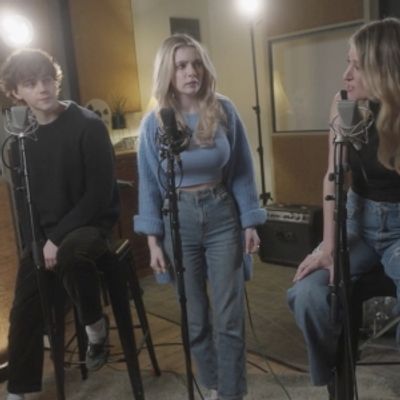 Video: Caissie Levy, Jack Wolfe, and Eleanor Worthington-Cox Perform 'Superboy and the Invisible Girl' From NEXT TO NORMAL