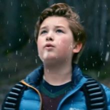 VIDEO: Asher Reynolds Performs DEAR EVAN HANSEN's 'Waving Through a Window'