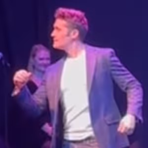 Video: Original HAIRSPRAY Star Matthew Morrison Stops By MAMA, I'M A BIG GIRL NOW