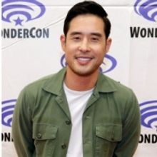 Interview: Raymond Lee on Costumes, Crew and How Theatre Prepared Him for QUANTUM LEA