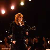 Reba McEntire Releases RING RING Music Video