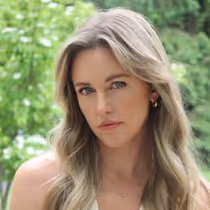 Exclusive: Taylor Louderman on Finding Courage, Embracing Vulnerability and ‘Exposing Your Heart’