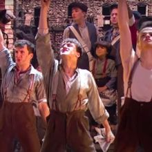 VIDEO: Watch London's NEWSIES Cast Perform 'Seize the Day' on THE ROYAL VARIETY PERFO