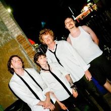 Mx Lonely Announce PERFECT HOUSE EP, to Launch EU/UK Tour Oct. 30