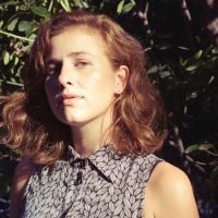 Sophia St. Helen Premieres New Single 'What The Heart Wants'