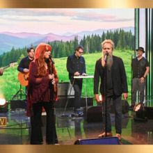 Wynonna Judd Talks Grief, New Chapter, Performs 'Hear Me Now' From THE HARD TRUTH