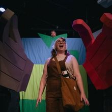 Review: WIDDLE WOMEN at Elysian Theatre