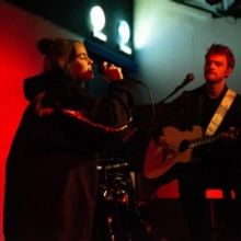 Billie Eilish Performs Acoustic Set at Third Man Records