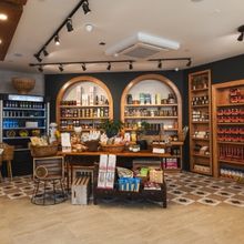 TRAVELERS, POETS AND FRIENDS Debuts-Specialty Market and Eatery in the West Village