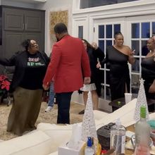 Video: Family's DREAMGIRLS Christmas Lip Sync Battle Goes Viral