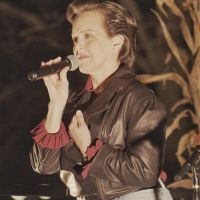 BWW Review: Alice Ripley Performs “Songs Under An Evening Sky” Concert at Holmdel Theatre Company