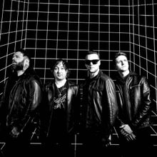 Seattle Rockers MOON FEVER Announce Tours With Steel Panther, Pistols At Dawn