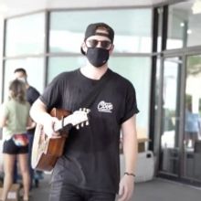 VIDEO: Benjamin Neil Releases New Song 'Saltwater' Dedicated to Volunteers in the Cen