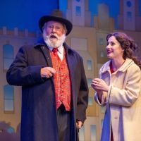 BWW Review: MIRACLE ON 34TH STREET at Dutch Apple Dinner Theatre