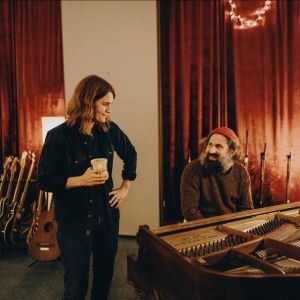 Jenny Owen Youngs Releases 'Knife Went In'; Second Single From Forthcoming Album 'Avalanche'