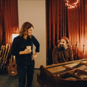 Jenny Owen Youngs Releases 'Knife Went In'; Second Single From Forthcoming Album…