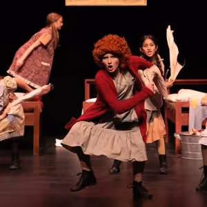 Review: Orpheus Musical Theatre's Presentation of ANNIE at Meridian Theatres @…