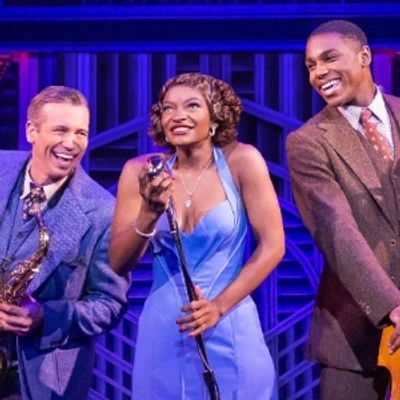 Review: SOME LIKE IT HOT SIZZLES ON TOUR at Providence Performing Arts Center