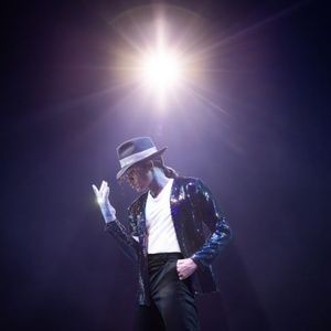 Review: MJ: THE MICHAEL JACKSON MUSICAL at Crown Theatre Photo